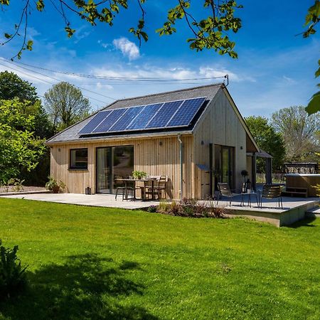Sunnybrook - A Luxurious Carbon Neutral House Close To Beach, 沙尔顿 外观 照片