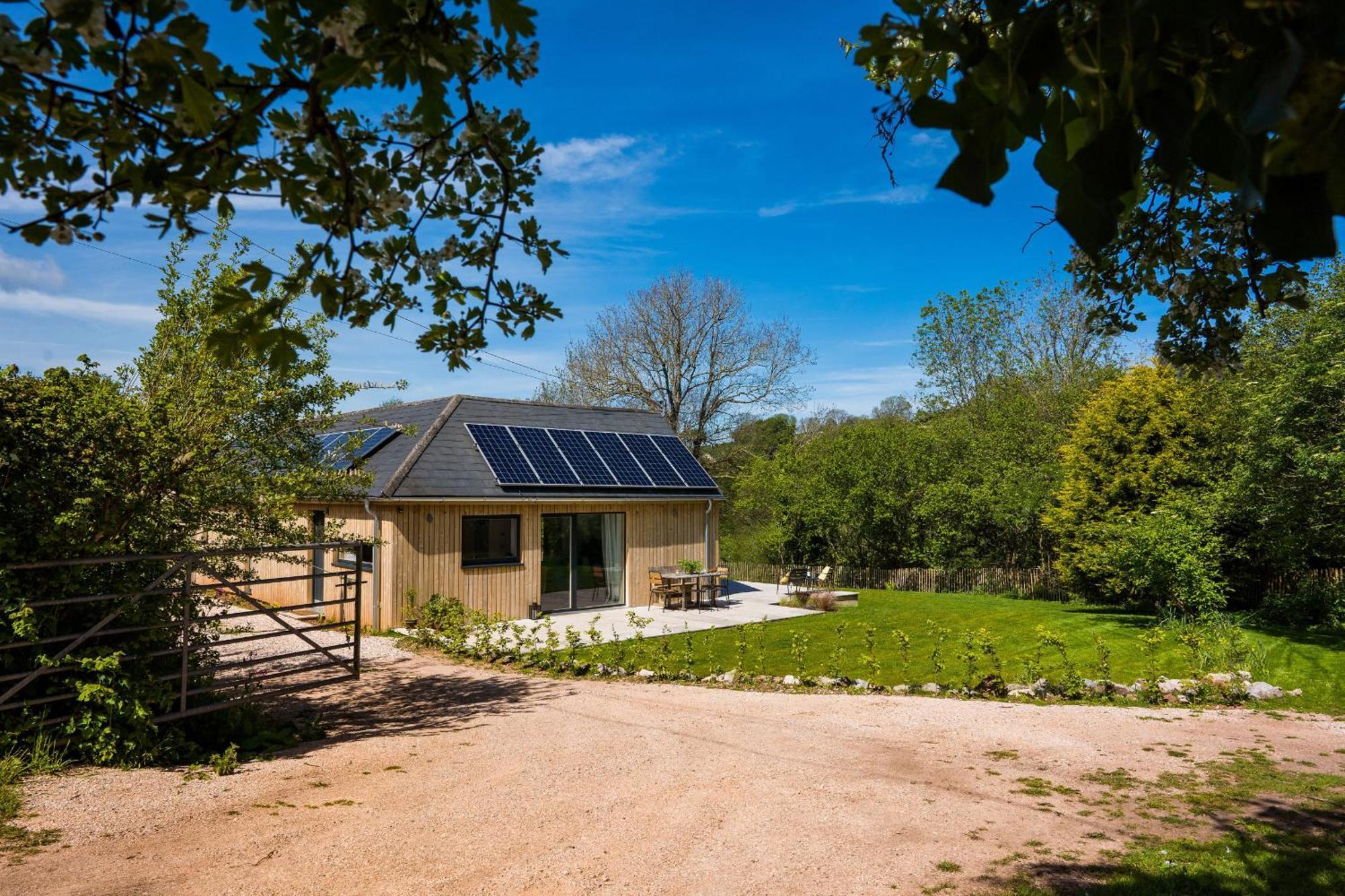 Sunnybrook - A Luxurious Carbon Neutral House Close To Beach, 沙尔顿 外观 照片
